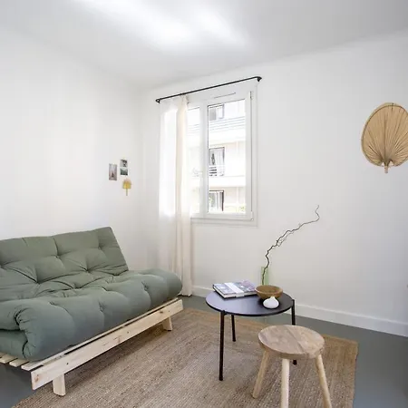 Apartament Centre D'antibes - 2 Chambres Avec Parking *