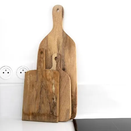 Lägenhet Centre D'antibes - 2 Chambres Avec Parking Antibes